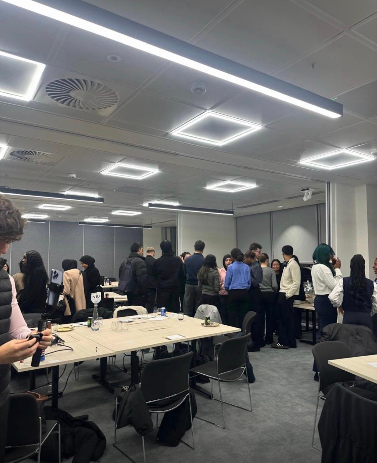 Think Like a Legal Recruiter with DWF